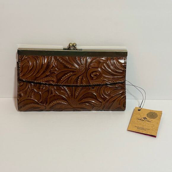 👜NWT Patricia Nash Leather Wallet Large Brown Vintage Clasp Handcrafted Embossed - Picture 10 of 12